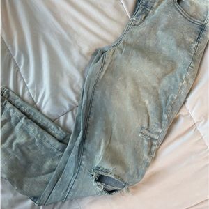 American Eagle jeans size 12. Worn 2-3 times.